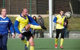 benesov-lounovice-fotbal-pripravny-zapas-www-jiskra-benesov-cz-jpg.jpg