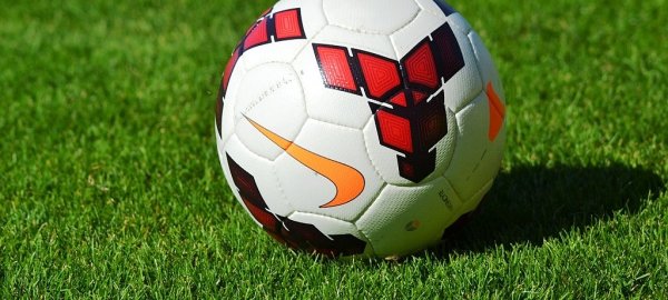 fotbal-sk-benesov-fc-graffin-vlasim-fnl-cfl-www-jiskra-benesov-cz.jpg