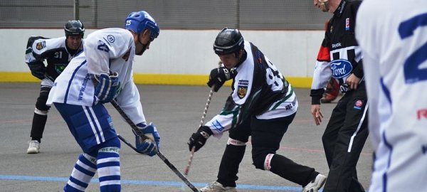 hokejbal-vlasim-extraligawww-jiskra-benesov-cz.jpg