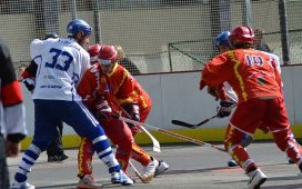hokejbal-vlasim-ilu-www-jiskra-benesov-cz.jpg