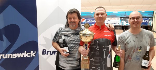 michal-vcelis-vyhrava-uvodni-turnaj-bowling-cz-tour-2019-1548686081.jpg