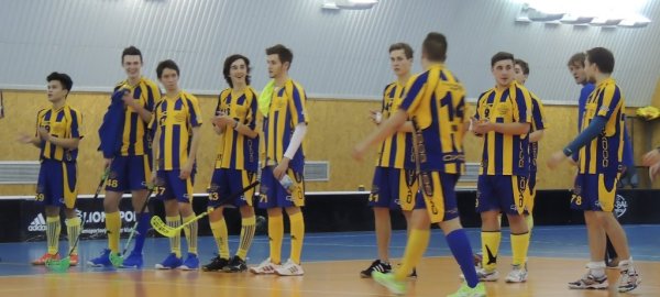 vanocni-nadilka-od-florbalistu-benesova-1450344473.jpg