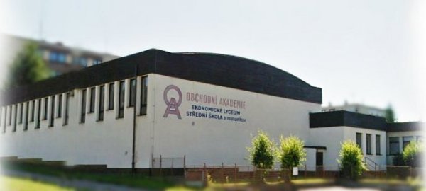 vlasimska-obchodni-akademie-otevira-dvere-pro-verejnost-1480946249.jpg