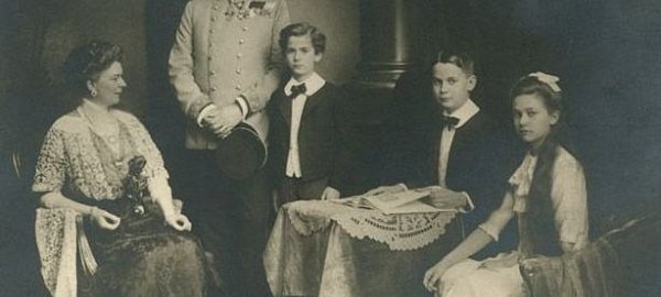 vyznamne-osobnosti-hohenbergove-www-jiskra-benesov-cz.jpg